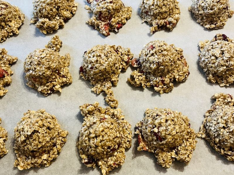 Strawberry Cheesecake No Bake Cookies Strawberry Cheesecake No Bake Cookies